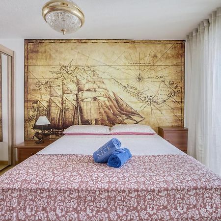 Greeter-Appartement Lumineux Avec Vue Sur La Mer Nizza Exterior foto