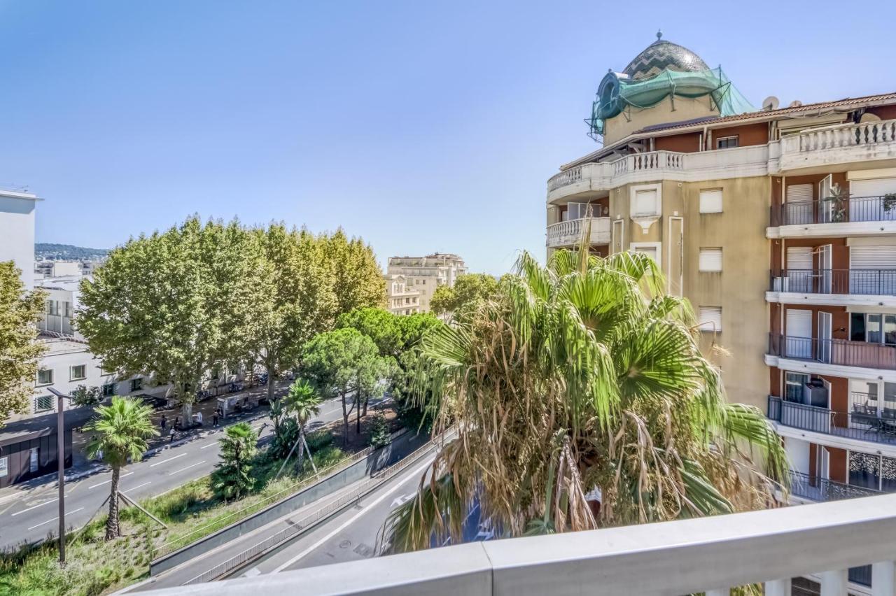 Greeter-Appartement Lumineux Avec Vue Sur La Mer Nizza Exterior foto