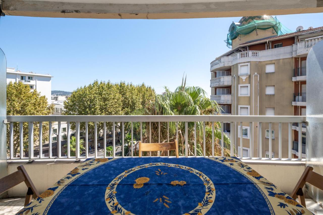 Greeter-Appartement Lumineux Avec Vue Sur La Mer Nizza Exterior foto
